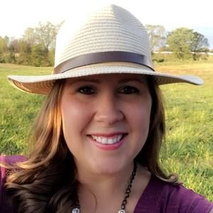 Meet your Posher, Lacy